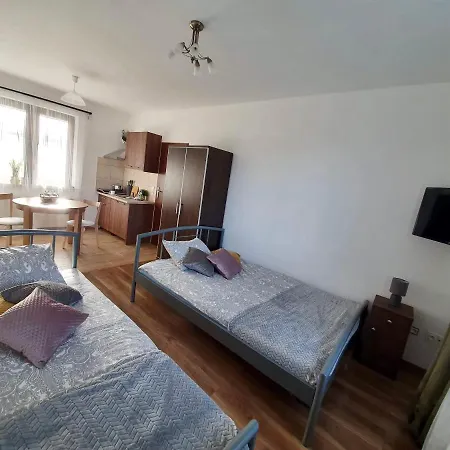 Quarto em Acomodações Particulares U Marci *