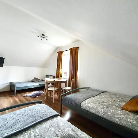 U Marci Проживание в семье *